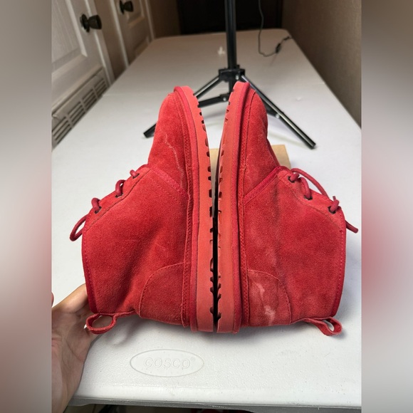 UGG MEN'S NEUMEL SUEDE SHEARLING LINED CHUKKA BOOTS RED Sz 9 - Picture 8 of 13